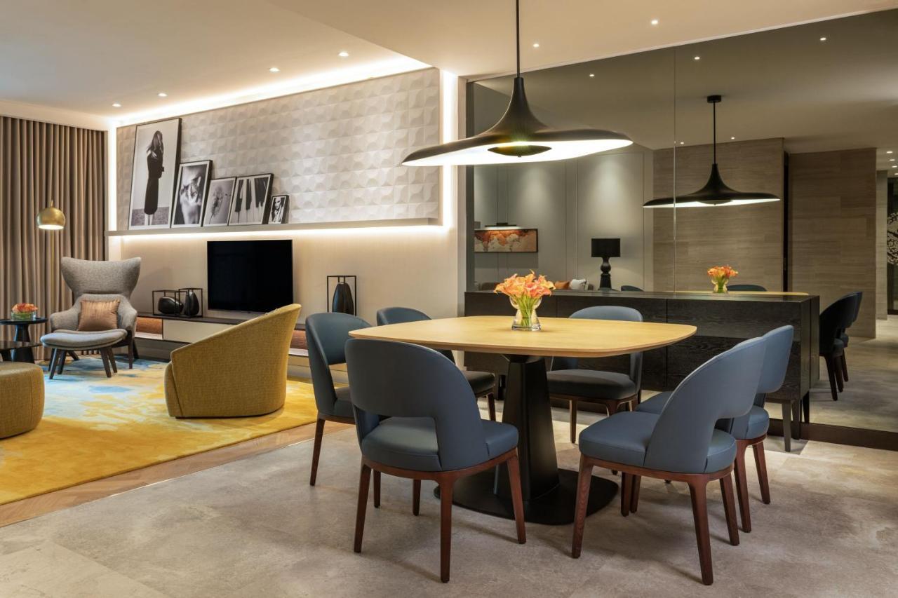 Le Royal Meridien Place Vendome Lusail Exterior photo A suite at the hotel