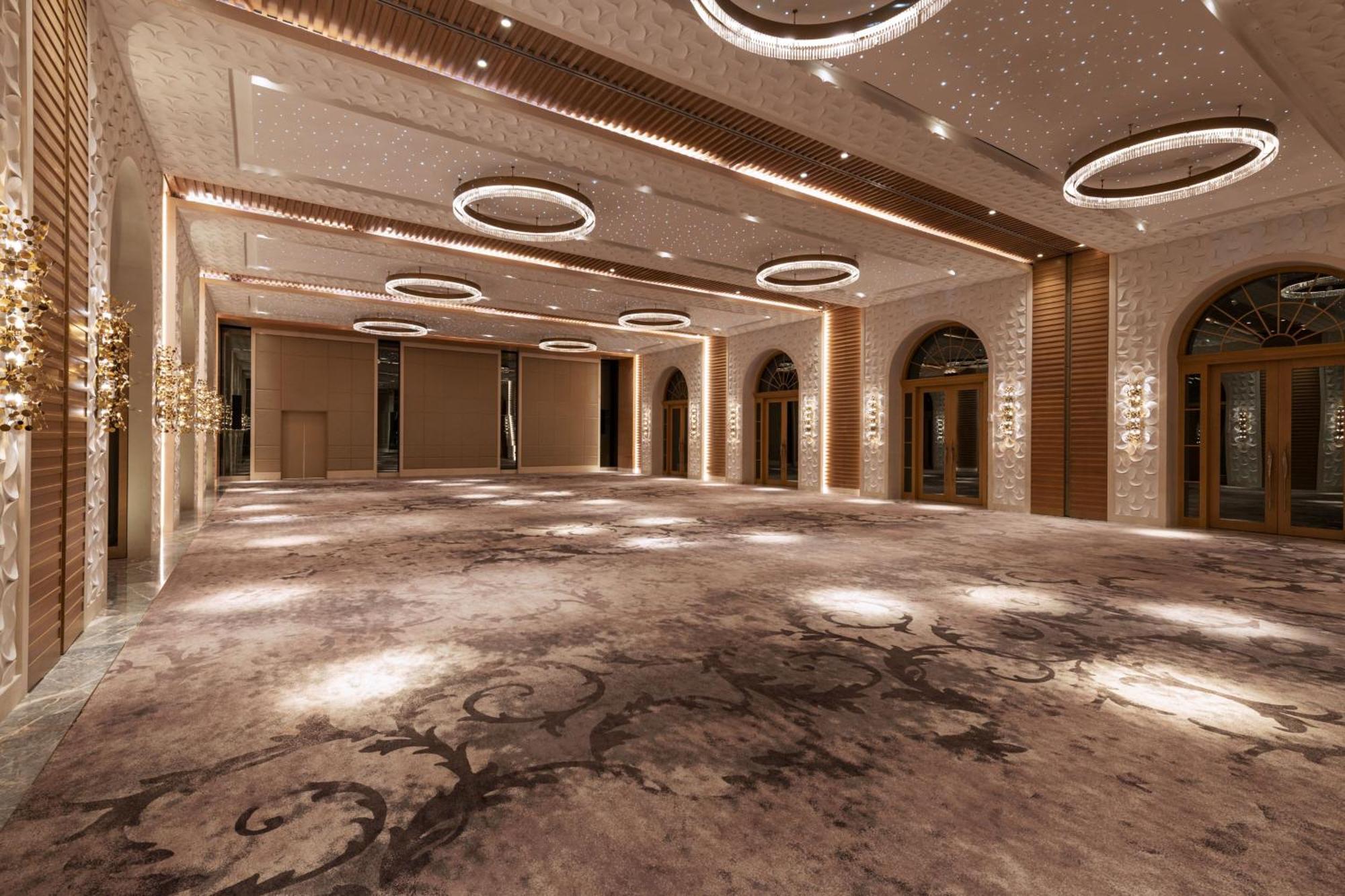 Le Royal Meridien Place Vendome Lusail Exterior photo The Grand Ballroom