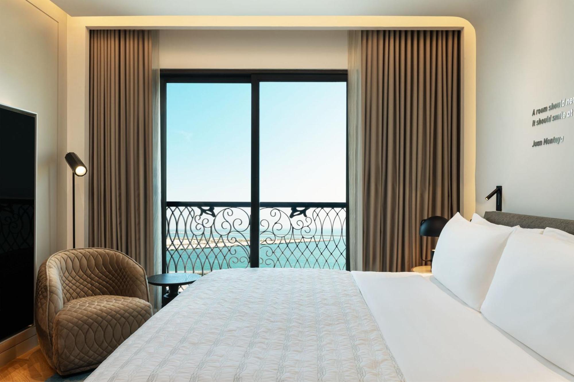 Le Royal Meridien Place Vendome Lusail Exterior photo Deluxe room