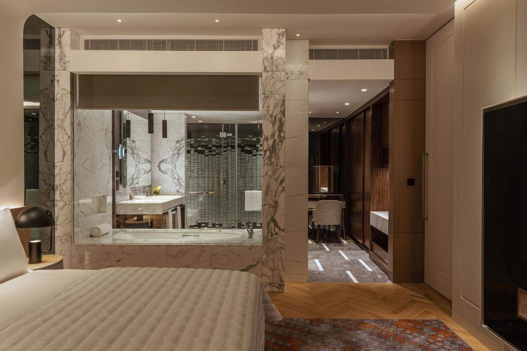 Le Royal Meridien Place Vendome Lusail Exterior photo A suite at the hotel
